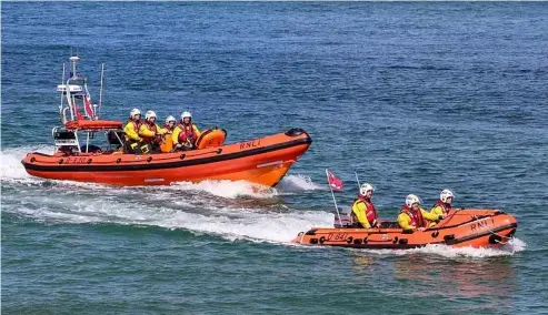  ?? ?? Guy Addington and the Margate RNLI team out on the water. RNLI