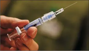  ?? MARK BOSTER/LOS ANGELES TIMES ?? Flu season has begun, and health officials are urging people to get vaccinated.