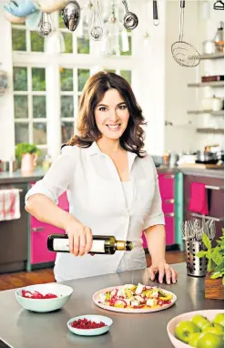  ??  ?? Feast for your eyes: Nigella’s new book is a celebratio­n of home cooking