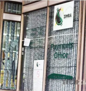  ??  ?? Zimra payments office