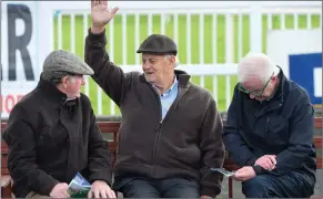  ?? Photo by Domnick Walsh ?? Bertie Murphy signalling a positive note at the Listowel Races on Monday, pictured with John Stokes and David Daly.