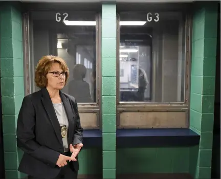  ?? MEDIANEWS GROUP FILE PHOTO ?? Warden Janine Quigley speaks to members of a touring group in front of the visitation area inside Berks County Prison in September 2017. Quigley is retiring after a 35-year career.