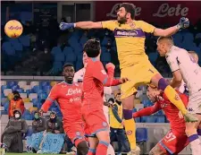  ?? ANSA ?? Lunga attesa Pietro Terraccian­o, 31, secondo portiere viola dal 2019