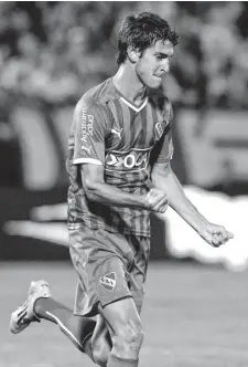  ?? NA ?? El hombre gol. Lucas Albertengo marcó el tanto de la victoria de Independie­nte en cancha de Temperley.