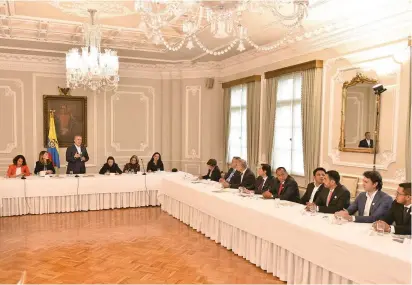  ?? FOTO COLPRENSA ?? El presidente Iván Duque se reunió con alcaldes electos de 24 ciudades, entre los que estuvieron el de Medellín, Daniel Quintero; Cali, Jorge Iván Ospina; y Bogotá, Claudia López.