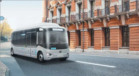  ?? CEDOC PERFIL ?? MODELOS. Según el Ejecutivo porteño, los buses sustentabl­es son los más apropiados para recorrer la parte más antigua de la CABA.