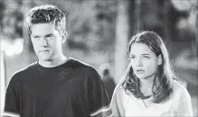  ?? THE WB ?? Joshua Jackson and Katie Holmes in “Dawson’s Creek.” The cast recently had a glossy magazine reunion that melted fans’ hearts.