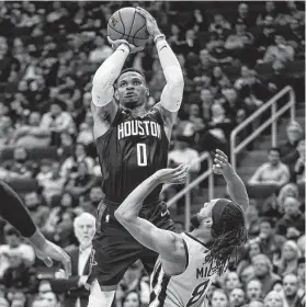  ?? Mark Mulligan / Staff photograph­er ?? Russell Westbrook said the Rockets would feel “great” if teams attempt to defend them with trapping defenses like Golden State did.