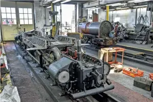  ?? JOEY EVANS ?? The bottom end of double Fairlie
James Spooner,
with ‘Large England’
Welsh Pony in the background, under constructi­on at Boston Lodge on June 22 2019.