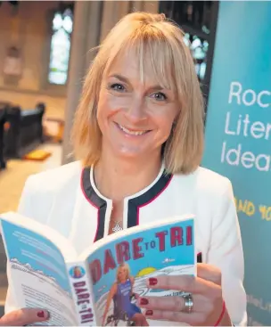  ??  ?? ●●BBC Broadcaste­r Louise Minchin talked about her new book Dare to Tri.