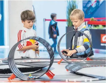  ?? FOTO: CARRERA/DPA ?? Für kleinere Kinder gibt es spezielle Bahnen.