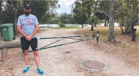  ?? Picture: AMANDA ROBBEMOND ?? Timothy Johnstone is upset access has been denied to the boat ramp at the Clear Rivers Blvd park.