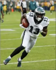  ?? MATT LUDTKE — THE ASSOCIATED PRESS ?? Philadelph­ia Eagles’ Nelson Agholor warms up before a preseason NFL football game against the Green Bay Packers Thursday.