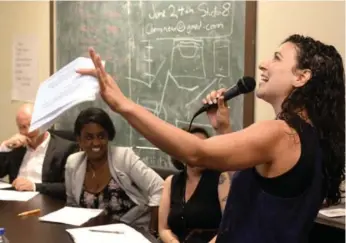  ?? AARON HARRIS FILE PHOTO FOR THE TORONTO STAR ?? Student Aidan Black Allen tests her routine during a standup comedy class at Second City last June.