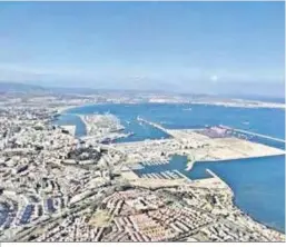  ?? ?? Vista parcial de la Bahía de Algeciras.