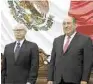  ??  ?? Informe. José Narro Robles, asistió al VI Informe con la representa­ción presidenci­al.