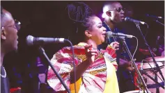  ?? ?? Feli Nandi was at her usual best during her debut performanc­e at Manicaland Motoring Club