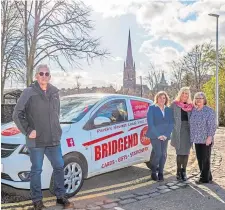  ?? ?? Ian Morgan, Linda McDonald, Edna McIntyre and Fiona Bain at the reopening of Bridgend Post Office.