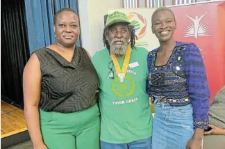  ?? Picture: GUY ROGERS ?? CLIMATE WARRIORS: Veteran social and environmen­tal activist Moki Cekisani is flanked by Poetic Soul Lelethu Mahambehla­la, left, and youth climate champion Lusanda Msebi