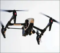  ?? MATT ROURKE / ASSOCIATED PRESS 2016 ?? A Federal Aviation Administra­tion spokesman said the agency was working to safely speed the integratio­n of drones into the nation’s airspace.