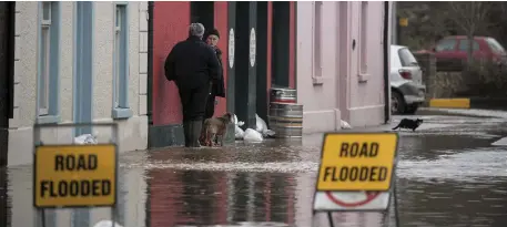  ?? Photo: Dylan Vaughan ?? Floods in Thomastown, Co Kilkenny, yesterday after the River Nore burst its banks.