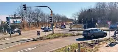  ?? RP-FOTO: JULIA BRABECK ?? Die Kreuzung am Spielberg an der B8n soll ampelfrei werden. Der umfangreic­he Umbau wird zwei Jahre dauern.