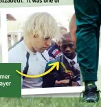  ?? Grade 8 learner Siya Kolisi gets an autograph from former Stormers and Springbok player Schalk Burger. ??