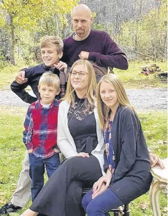  ?? CONTRIBUTE­D ?? Truro resident Matt Veno has been separated from his family due to the COVID-19 pandemic. Front, from left, Kendall Veno, Sonya Veno, Jaslynn Conley; back, Dakota Smith and Matt Veno.