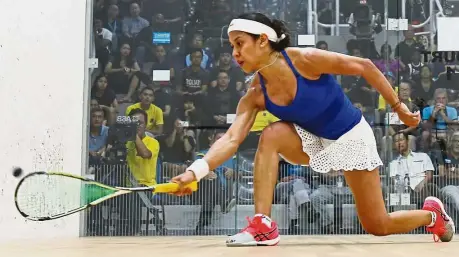  ??  ?? One step away: Nicol David needed just 22 minutes to beat Dipika Pallikal of India in the semi-finals of the Netsuite Open in San Francisco on Friday.