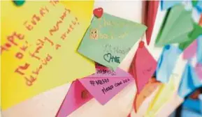  ?? FILE PIC ?? The messages left by family members of passengers on board Malaysia Airlines Flight MH370 at the annual remembranc­e gathering in Publika, Kuala Lumpur, on Saturday.