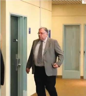  ?? PHOTO NICOLAS SAILLANT ?? Denis Laverdière a des antécédent­s criminels en semblable matière. On le voit photograph­ié hier, au palais de justice de Québec.