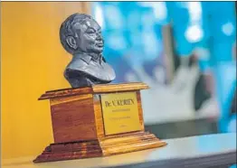  ?? PHOTO COURTESY: MICHIGAN STATE UNIVERSITY. ?? Dr Verghese Kurien's bust at the Michigan State University. ■