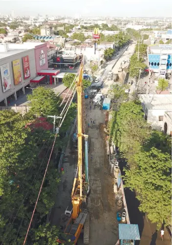  ?? SUNSTAR FOTO / ALLAN CUIZON ?? Last April 3, the council invited representa­tives from DPWH Central Visayas, Cebu City Transporta­tion Office and WT Constructi­on Inc., the project contractor, to an executive session on the progress of the Mambaling underpass project. 68 PERCENT DONE....