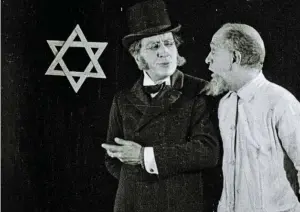  ?? BILD: SN/FILMARCHIV ?? Rekonstrui­ert: der Stummfilm „Die Stadt ohne Juden“.