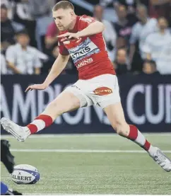  ?? ?? Finn Russell in action for a victorious Racing 92