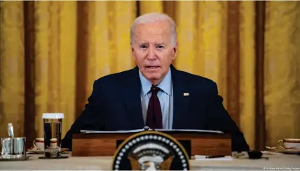  ?? Image : Andrew Harnik/Getty Images ?? Le président américain Joe Biden a déclaré lundi vouloir éviter un embrasemen­t au Moyen-Orient a