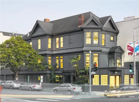  ?? Photos by Cesar Rubio ?? Above: The four-bedroom Victorian at 2060 Divisadero St. in Pacific Heights is available for $5.995 million. Right: The first floor features an office space/media room. Below: The great room opens to the backyard.