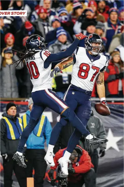  ?? Left: Karen Warren / Houston Chronicle Above: Bob Levey / Associated Press ?? C.J. Fiedorowic­z (87) and fellow tight end Ryan Griffin often got their numbers called by ex-QB Brock Osweiler, but the rest of the wide receiver corps didn’t do much save for DeAndre Hopkins.