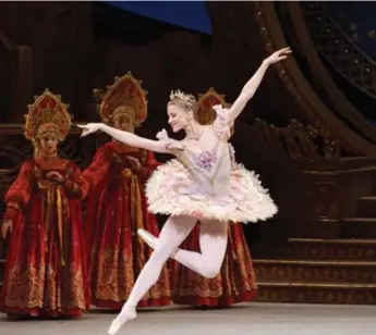  ?? BRUCE ZINGER ?? Elena Lobsanova is the first National Ballet dancer to have danced both Clara/Marie and the Sugar Plum Fairy.