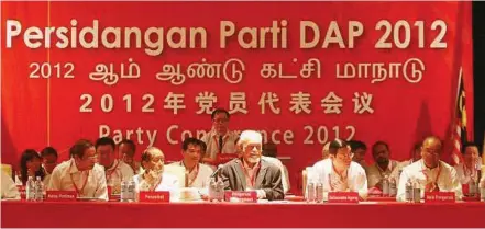  ??  ?? Major pow-wow: Party leaders at the 13th DAP National Conference 2012 at Dewan Jubli Perak in SUK Selangor.