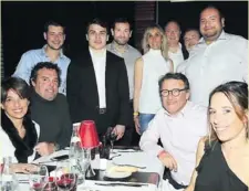  ?? Heineken, grand partenaire de la Coupe d’Europe et de la Coupe du monde. Sébastien Villa (chef des ventes Sud-Ouest) entouré de ses invités. ??