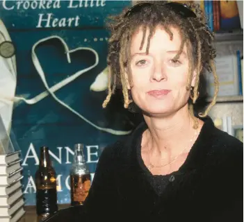  ?? ANDREA RENAULT/ZUMA WIRE ?? Anne Lamott, seen at a book signing in 1997, is the author of seven novels and numerous nonfiction bestseller­s that are guides to softening our hearts. Her latest book is “Dusk, Night, Dawn: On Revival and Courage.”