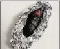  ?? CAMERONPOL­LACK/DETROIT FREE ?? To protect a car from theft during the day, wrap the fob in aluminum foil.