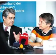  ??  ?? Wolfgang Hesoun löste Brigitte Ederer als Präsident des FEEI ab. Ederer kritisiert das Fehlen einer EU-Zugindustr­ie