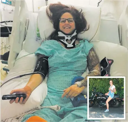  ?? PHOTOS COURTOISIE ?? Camille René a été traitée pendant 10 jours à l’Hôpital Fleurimont de Sherbrooke après avoir perdu l’usage de ses deux jambes lors d’un accident de motoneige. Elle est aussi une amatrice de moto (en mortaise).