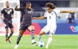  ?? EFE ?? EN CAÍDA. Panamá no pudo contra Jamaica y cayó 1-0 en el duelo por el tercer lugar. Adalberto Carrasquil­la pasó desapercib­ido.