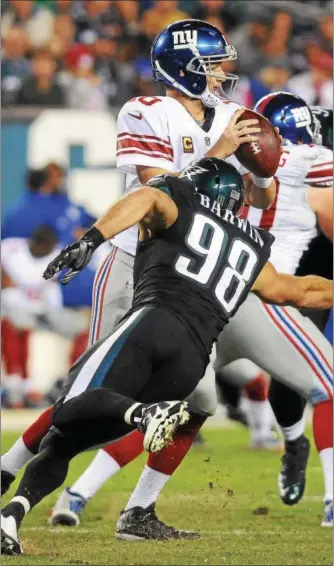  ?? DIGITAL FIRST MEDIA FILE ?? Eagles defensive end Connor Barwin (98), shown sacking Giants quarterbac­k Eli Manning, said that crowd noise at Lincoln Financial Field gives the Birds an advantage against opposing defenses.