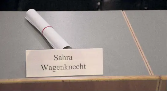  ?? ?? Noch kennt niemand Sahra Wagenknech­ts Parteiproj­ekt im Detail, aber ihre Andeutunge­n in den Medien werden immer deutlicher.