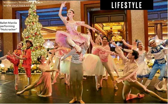  ??  ?? WEDNESDAY / NOVEMBER 13, 2019 WWW.INQUIRER.NET
Ballet Manila performing “Nutcracker”