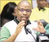  ?? Isithombe: DOCTOR NGCOBO ?? USIHLALO wophiko lwentsha lwe-ANC KwaZulu-Natal uMnuz Kwazi Mshengu othi bayasidlul­isa isinqumo senkantolo echithe abaholi abakhethwa ngo-2015